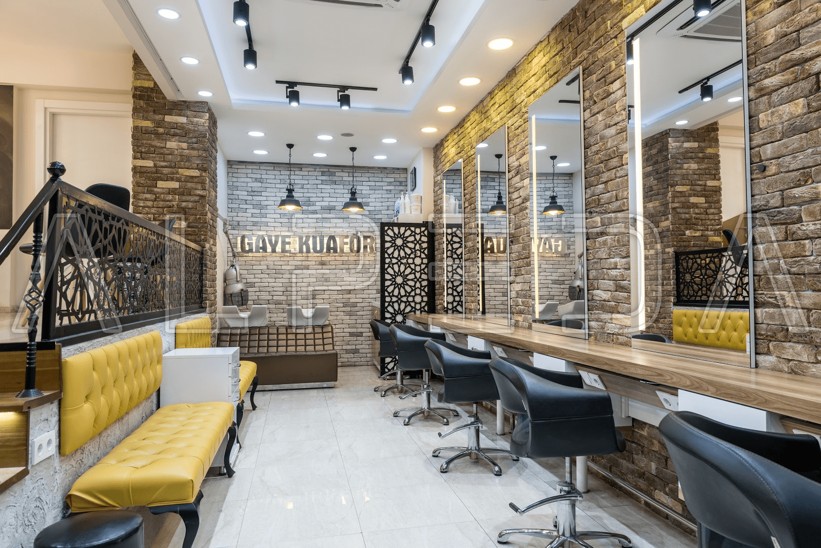 Alegerea materialului potrivit pentru canapeaua ta