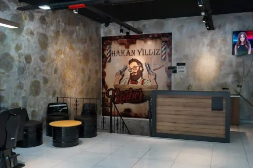 2. İstanbul - Hakan Yıldız Berber Salonu (1)