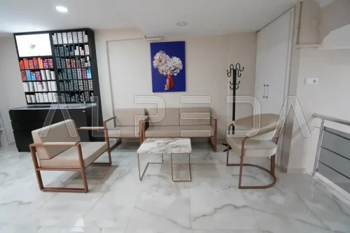 2. Jasmine Nefise Beauty (3)