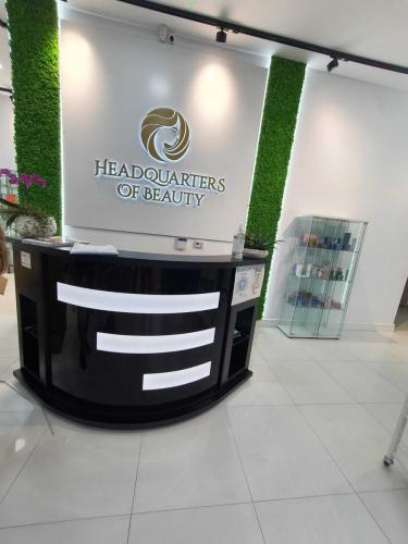 Headquarters of Beauty (5)